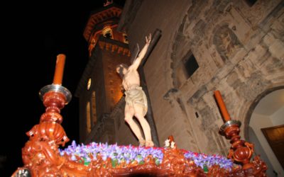 Tras los pasos del Cristo de la Sangre
