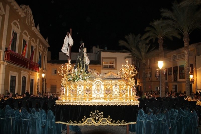 Cuando la fe sincera toca la esencia misma del pueblo